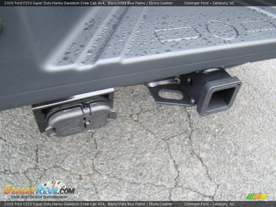 2009 Ford F250 Super Duty Harley Davidson Crew Cab 4x4 Black/Vista Blue Flame / Ebony Leather Photo #23