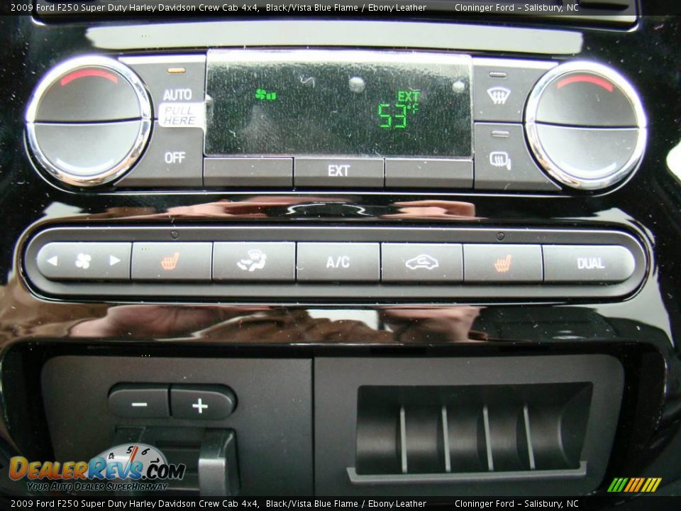 2009 Ford F250 Super Duty Harley Davidson Crew Cab 4x4 Black/Vista Blue Flame / Ebony Leather Photo #32