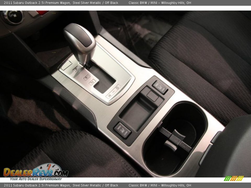 2011 Subaru Outback 2.5i Premium Wagon Steel Silver Metallic / Off Black Photo #10