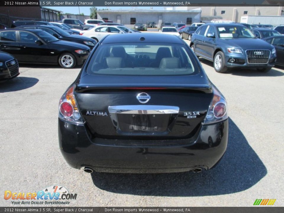 2012 Nissan Altima 3.5 SR Super Black / Charcoal Photo #11