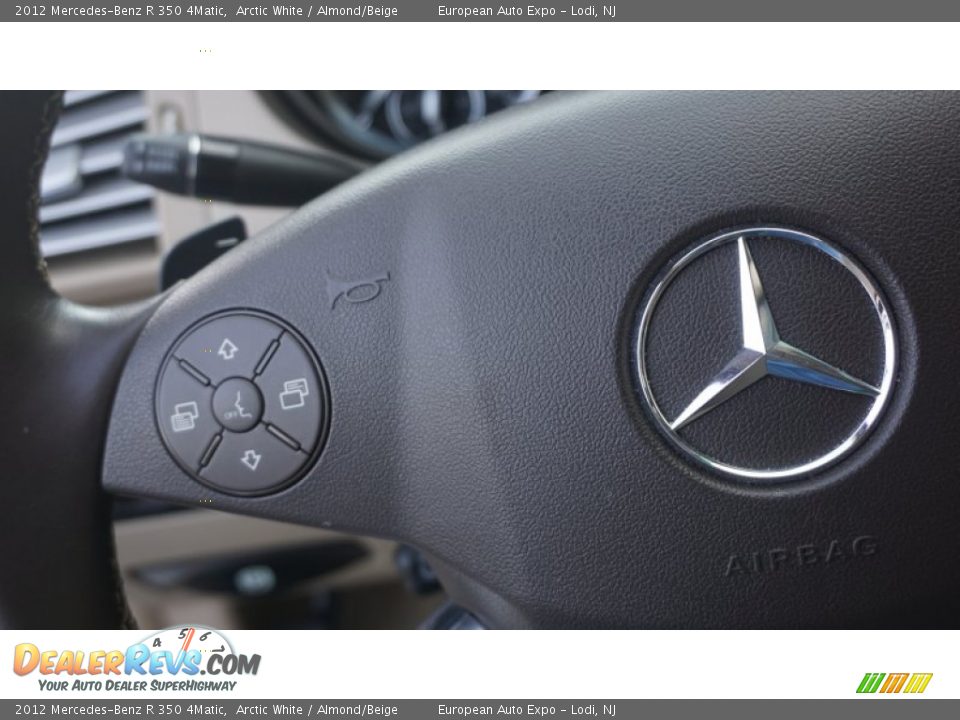 2012 Mercedes-Benz R 350 4Matic Arctic White / Almond/Beige Photo #31