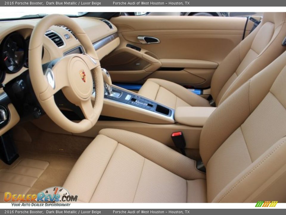 Front Seat of 2016 Porsche Boxster  Photo #19