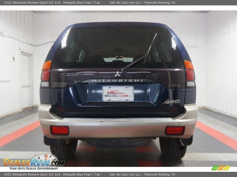 2002 Mitsubishi Montero Sport XLS 4x4 Memphis Blue Pearl / Tan Photo #9