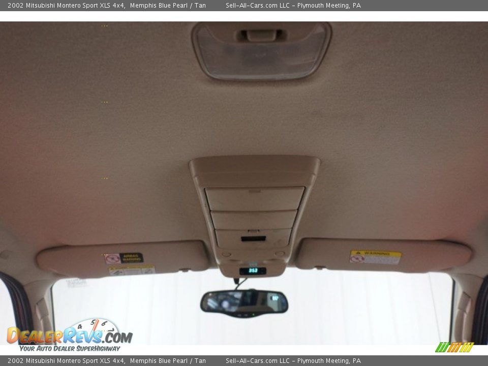 2002 Mitsubishi Montero Sport XLS 4x4 Memphis Blue Pearl / Tan Photo #19