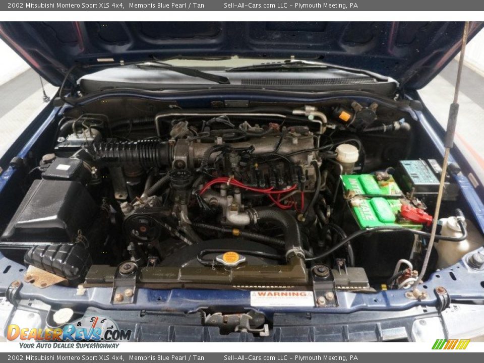 2002 Mitsubishi Montero Sport XLS 4x4 Memphis Blue Pearl / Tan Photo #30
