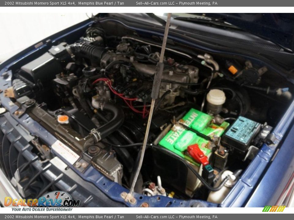 2002 Mitsubishi Montero Sport XLS 4x4 Memphis Blue Pearl / Tan Photo #33