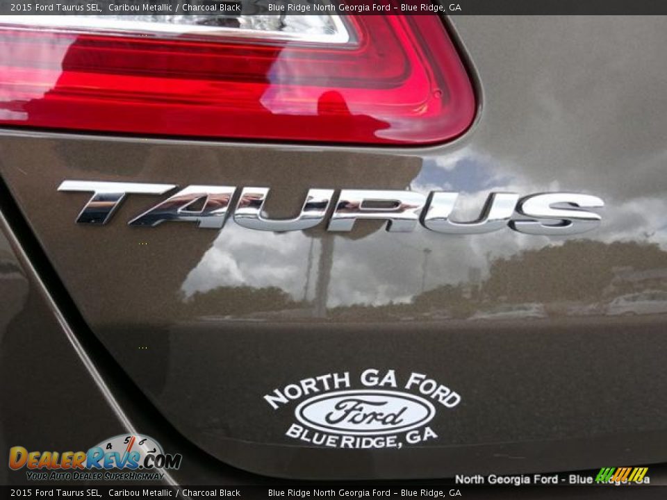 2015 Ford Taurus SEL Caribou Metallic / Charcoal Black Photo #36