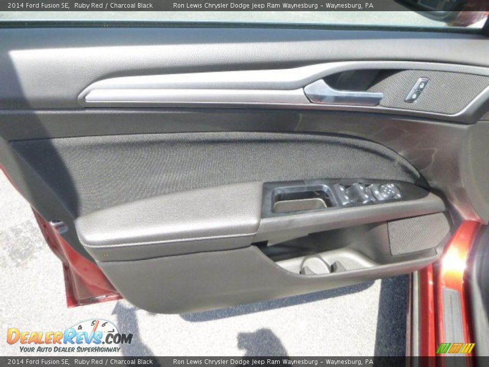 2014 Ford Fusion SE Ruby Red / Charcoal Black Photo #11