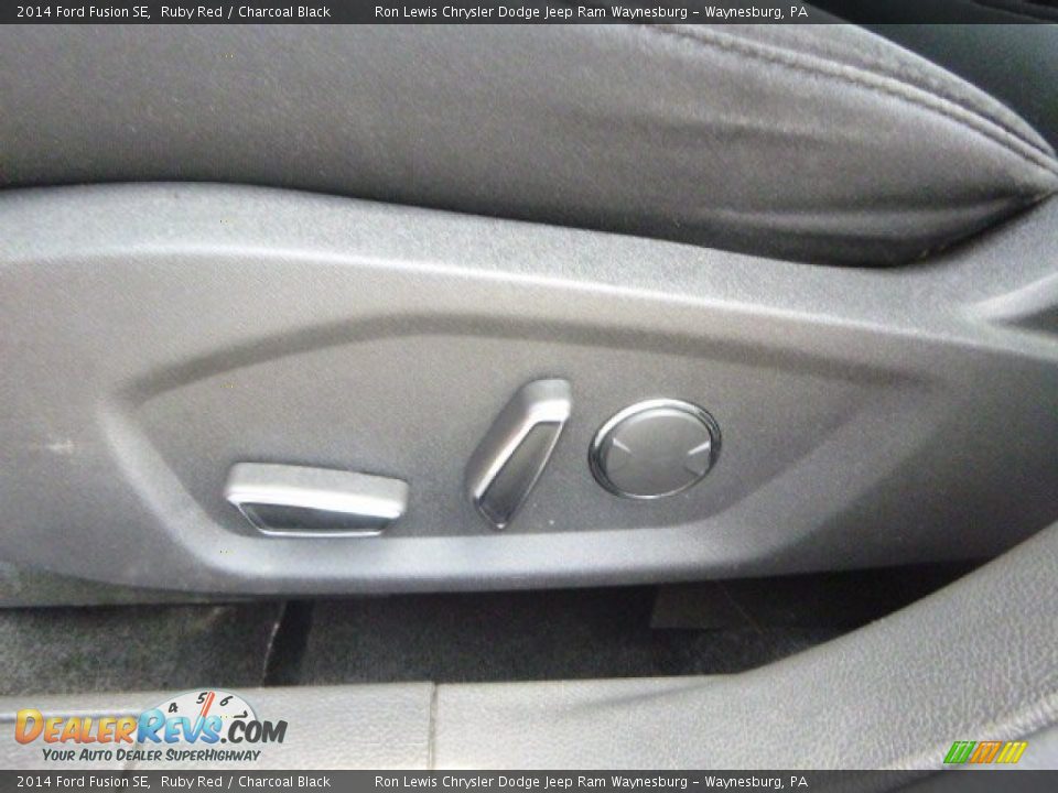 2014 Ford Fusion SE Ruby Red / Charcoal Black Photo #12