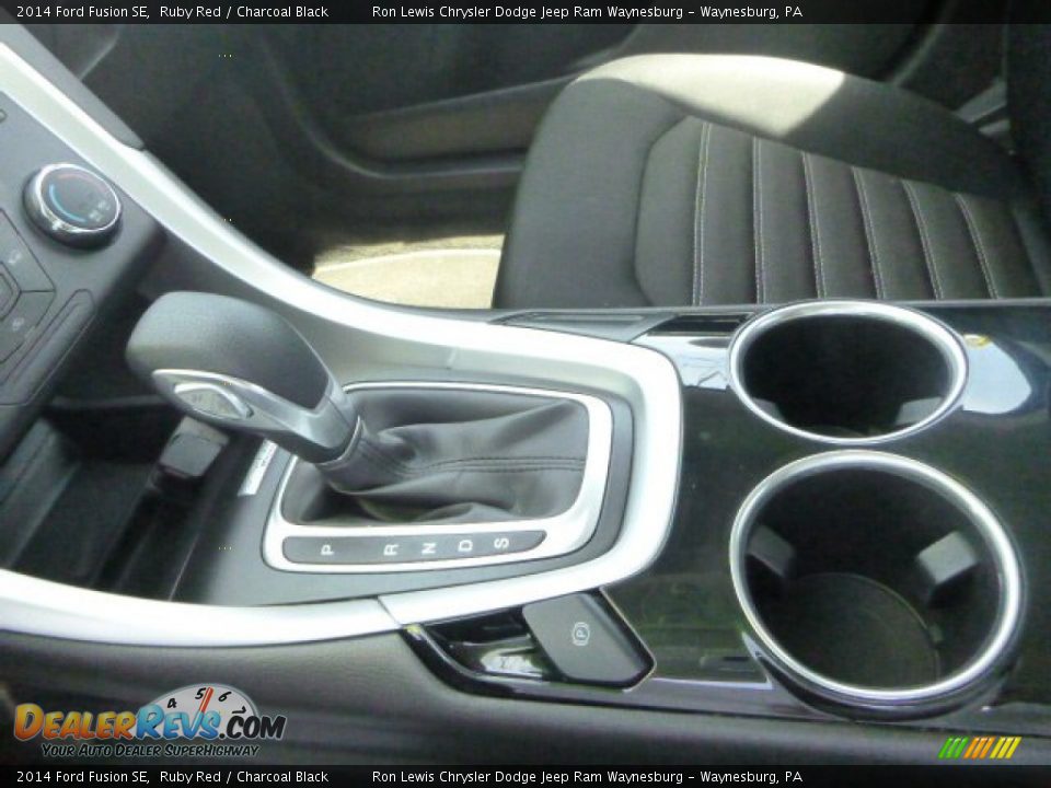2014 Ford Fusion SE Ruby Red / Charcoal Black Photo #15
