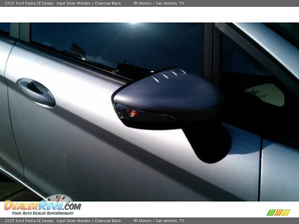 2015 Ford Fiesta SE Sedan Ingot Silver Metallic / Charcoal Black Photo #4