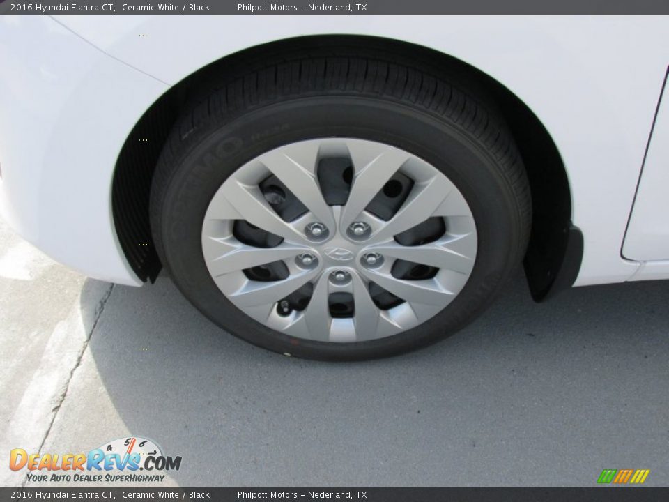 2016 Hyundai Elantra GT  Wheel Photo #11