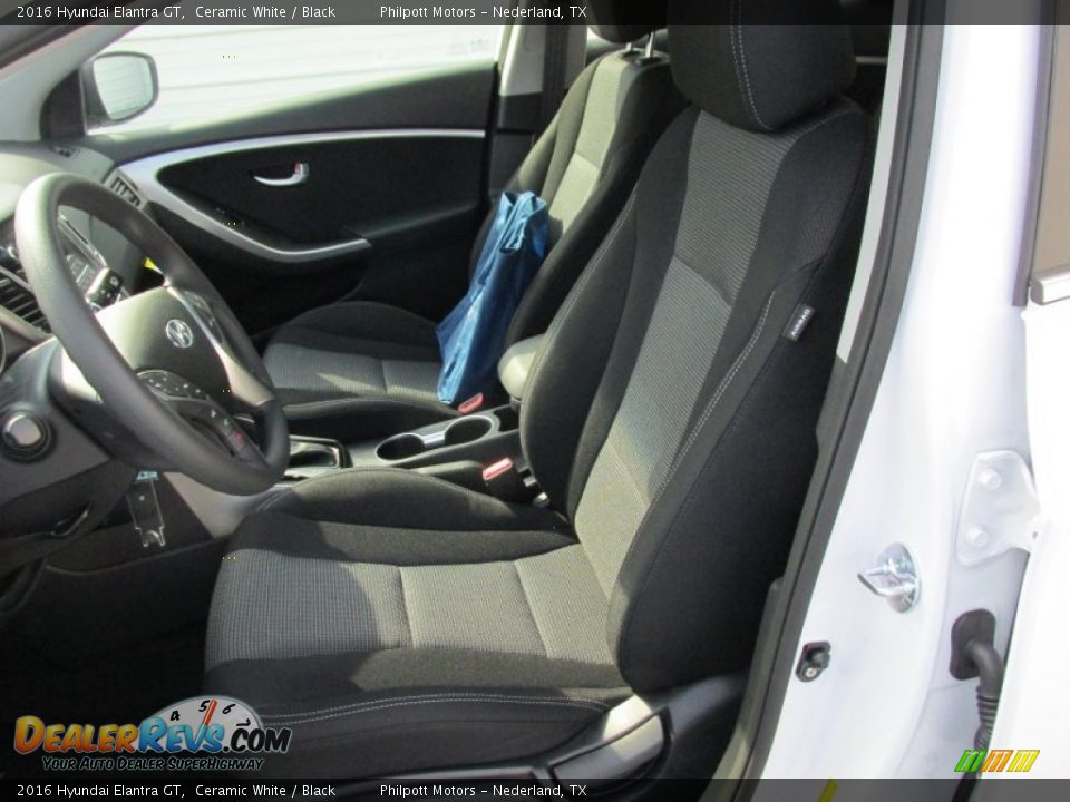2016 Hyundai Elantra GT Ceramic White / Black Photo #21
