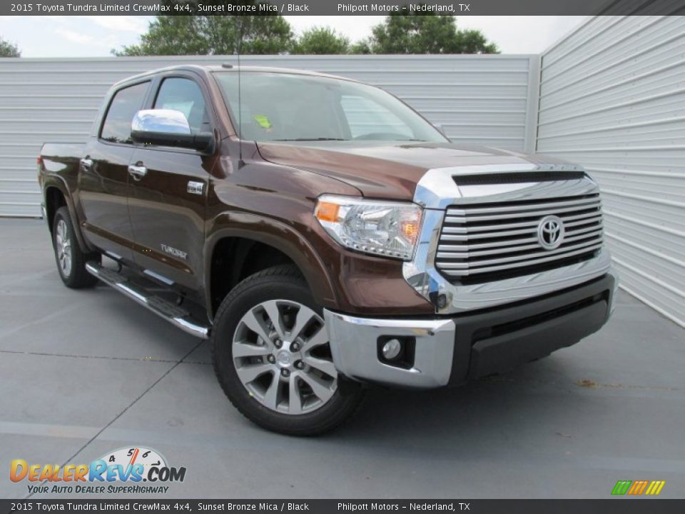 Front 3/4 View of 2015 Toyota Tundra Limited CrewMax 4x4 Photo #1