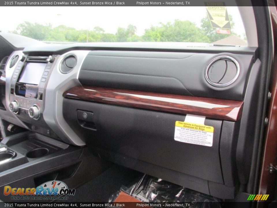 2015 Toyota Tundra Limited CrewMax 4x4 Sunset Bronze Mica / Black Photo #17