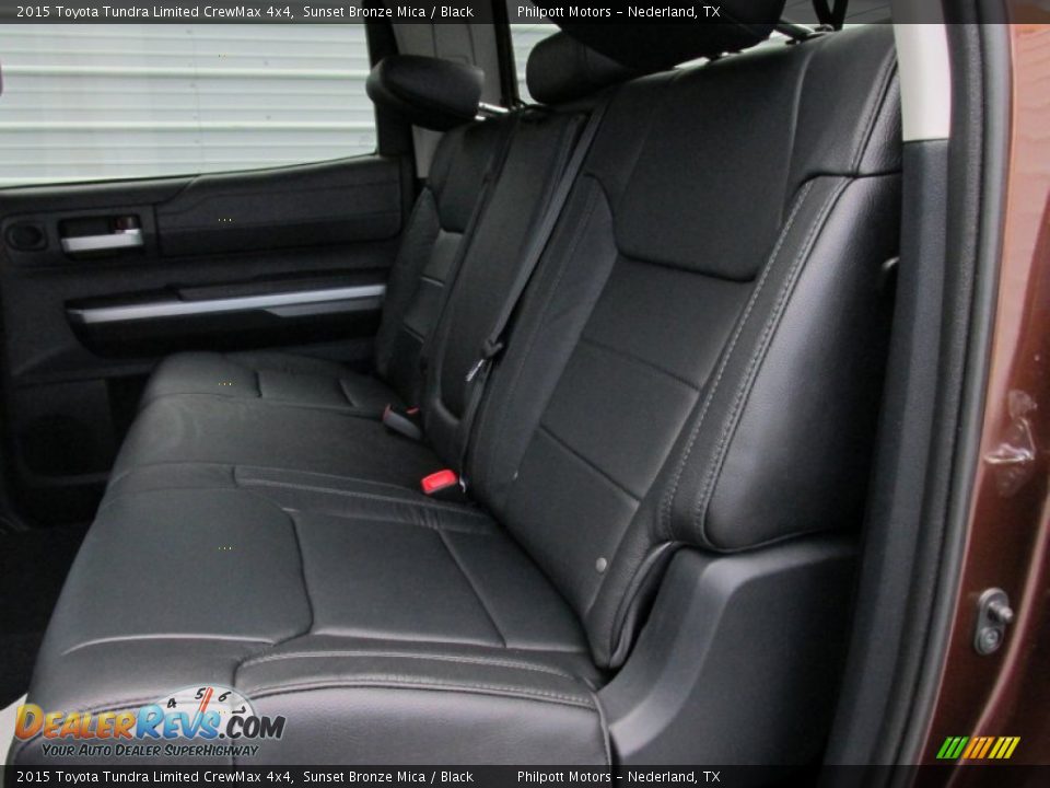 2015 Toyota Tundra Limited CrewMax 4x4 Sunset Bronze Mica / Black Photo #19