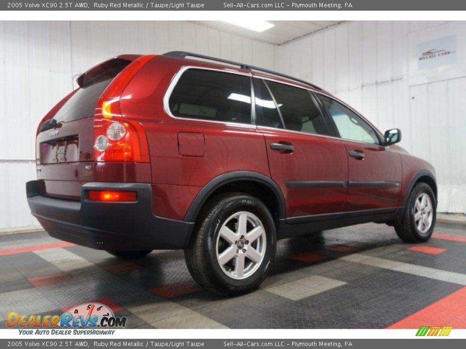 2005 Volvo XC90 2.5T AWD Ruby Red Metallic / Taupe/Light Taupe Photo #7