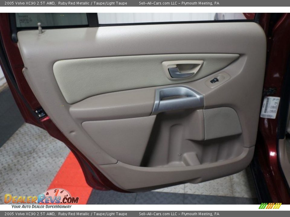 2005 Volvo XC90 2.5T AWD Ruby Red Metallic / Taupe/Light Taupe Photo #15