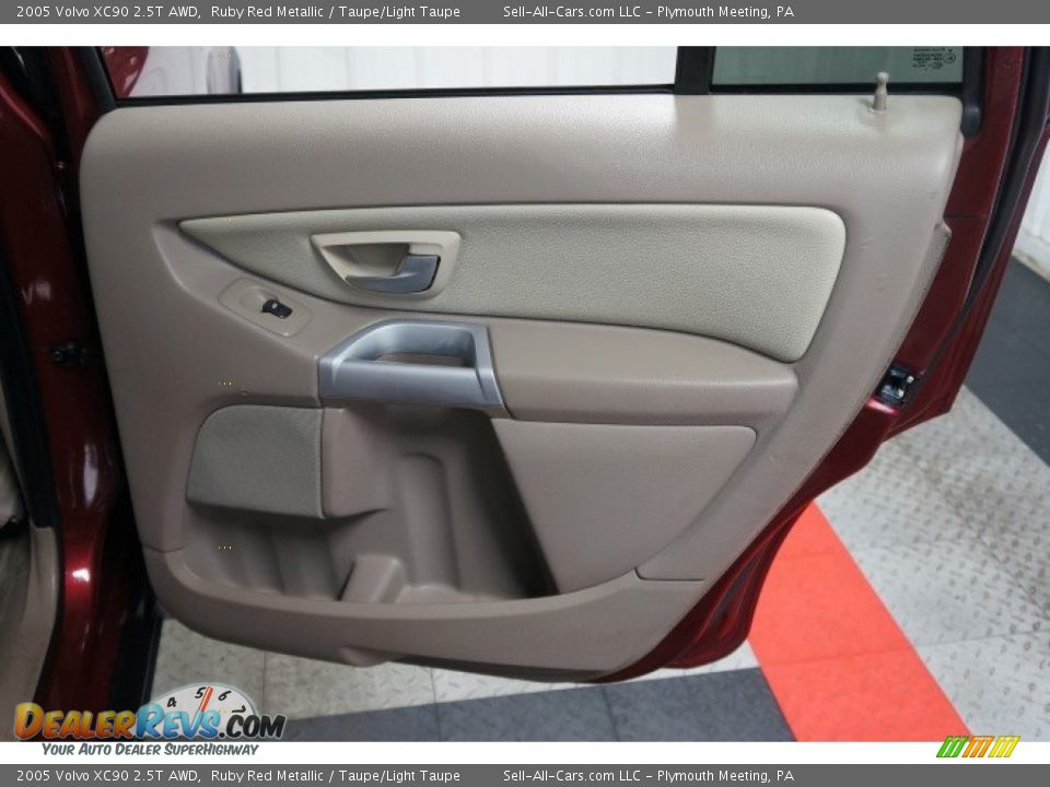 2005 Volvo XC90 2.5T AWD Ruby Red Metallic / Taupe/Light Taupe Photo #16