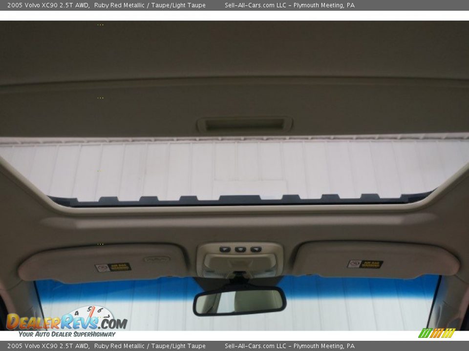 2005 Volvo XC90 2.5T AWD Ruby Red Metallic / Taupe/Light Taupe Photo #21