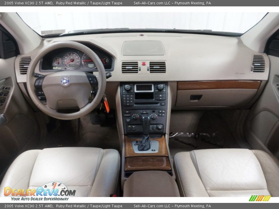 2005 Volvo XC90 2.5T AWD Ruby Red Metallic / Taupe/Light Taupe Photo #22