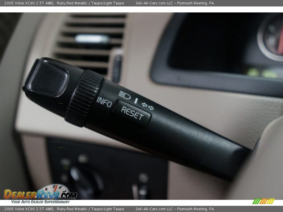 2005 Volvo XC90 2.5T AWD Ruby Red Metallic / Taupe/Light Taupe Photo #24
