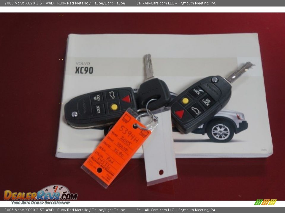 2005 Volvo XC90 2.5T AWD Ruby Red Metallic / Taupe/Light Taupe Photo #32