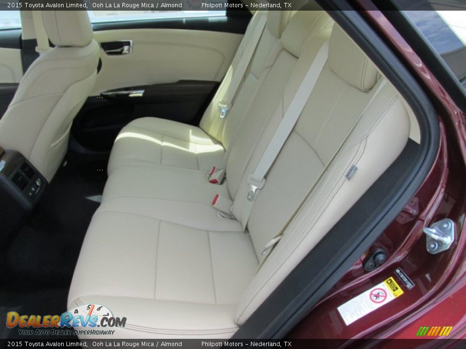 2015 Toyota Avalon Limited Ooh La La Rouge Mica / Almond Photo #18