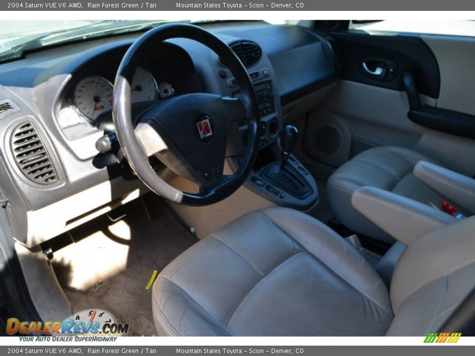 2004 Saturn VUE V6 AWD Rain Forest Green / Tan Photo #7