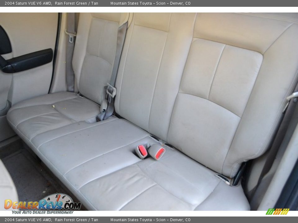 2004 Saturn VUE V6 AWD Rain Forest Green / Tan Photo #8