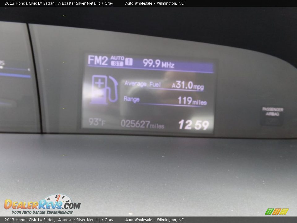 2013 Honda Civic LX Sedan Alabaster Silver Metallic / Gray Photo #17