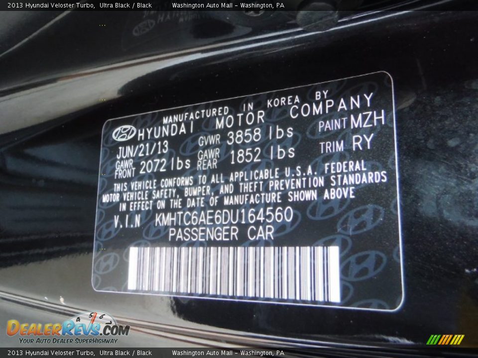 2013 Hyundai Veloster Turbo Ultra Black / Black Photo #24
