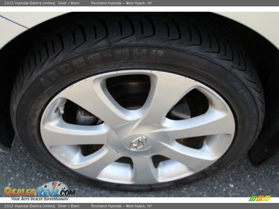 2013 Hyundai Elantra Limited Silver / Black Photo #28