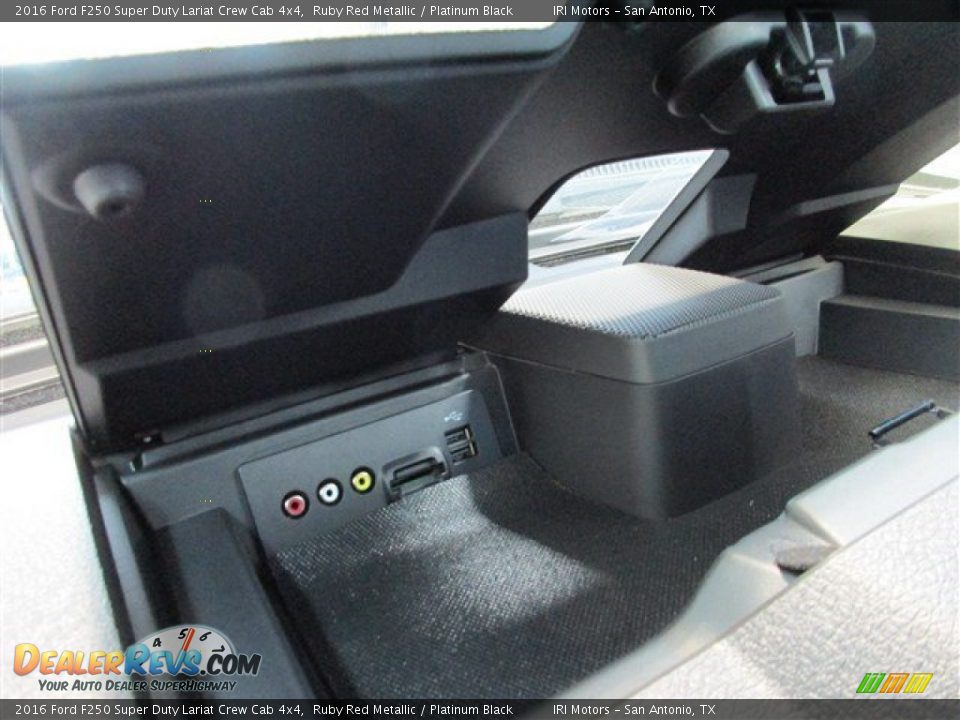 2016 Ford F250 Super Duty Lariat Crew Cab 4x4 Ruby Red Metallic / Platinum Black Photo #19