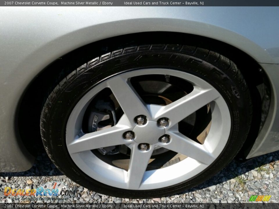 2007 Chevrolet Corvette Coupe Machine Silver Metallic / Ebony Photo #23