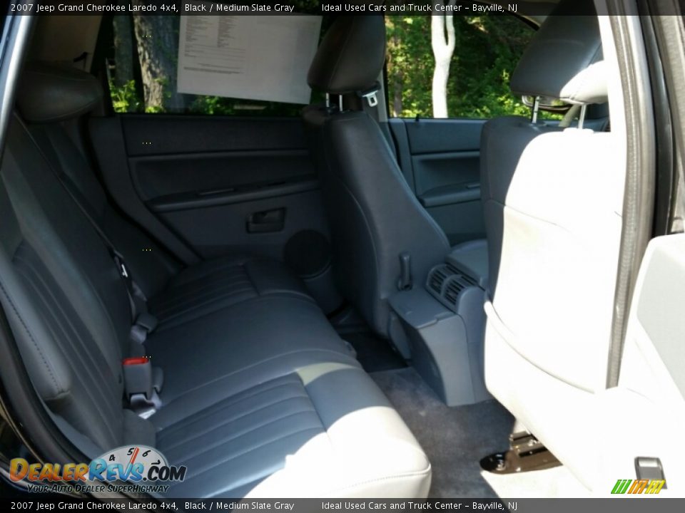 2007 Jeep Grand Cherokee Laredo 4x4 Black / Medium Slate Gray Photo #25