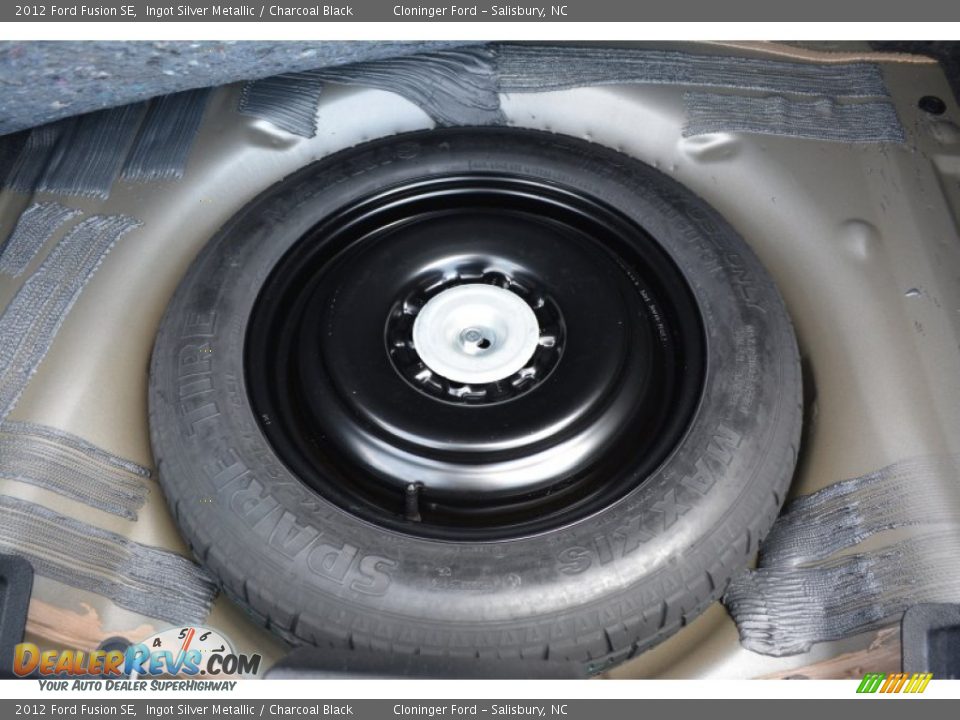 2012 Ford Fusion SE Ingot Silver Metallic / Charcoal Black Photo #9