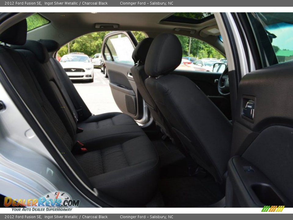 2012 Ford Fusion SE Ingot Silver Metallic / Charcoal Black Photo #16