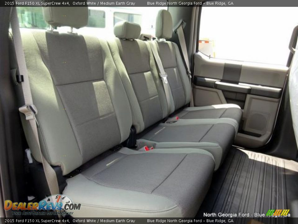 2015 Ford F150 XL SuperCrew 4x4 Oxford White / Medium Earth Gray Photo #12