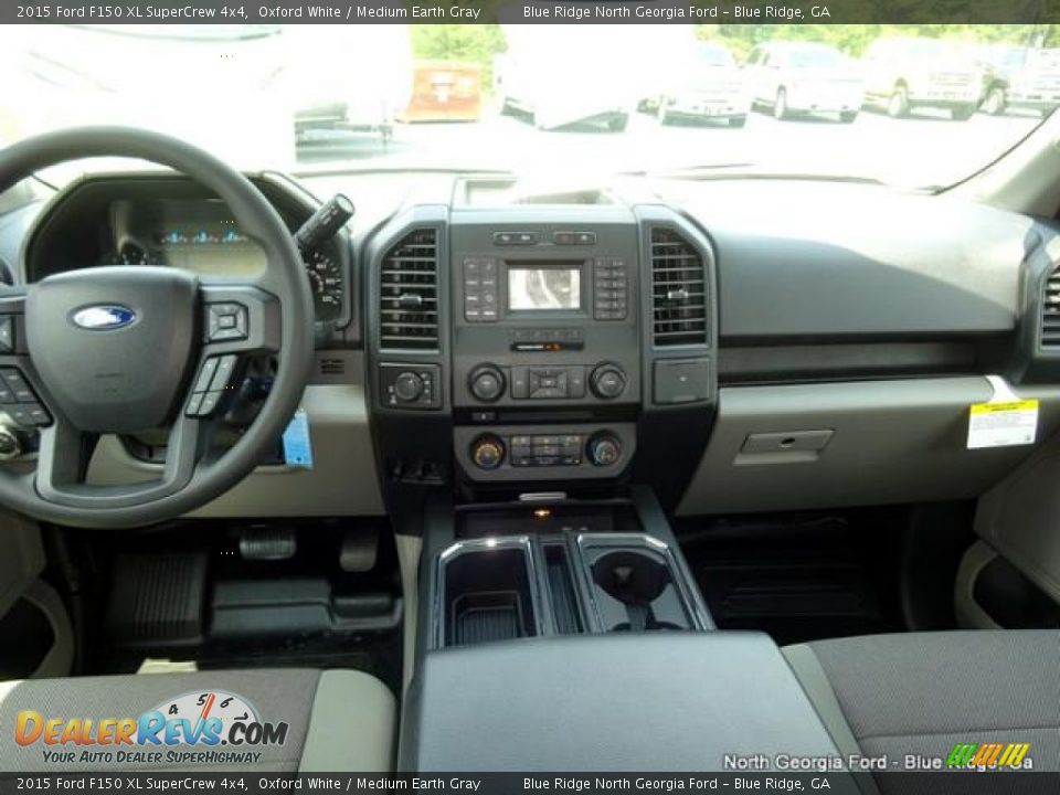2015 Ford F150 XL SuperCrew 4x4 Oxford White / Medium Earth Gray Photo #15
