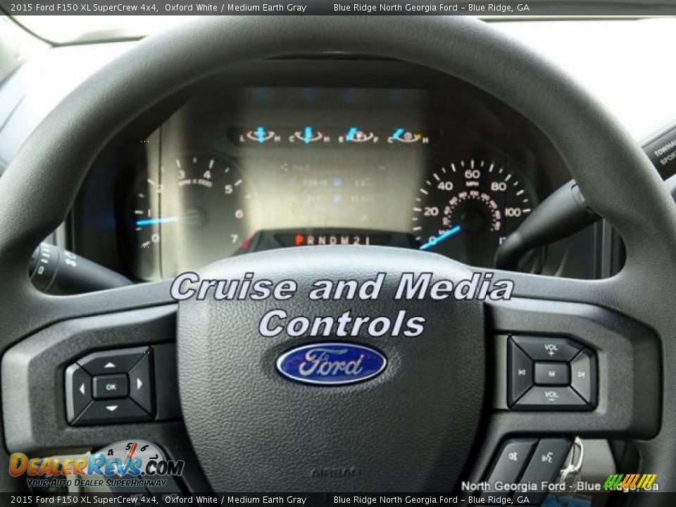 2015 Ford F150 XL SuperCrew 4x4 Oxford White / Medium Earth Gray Photo #17