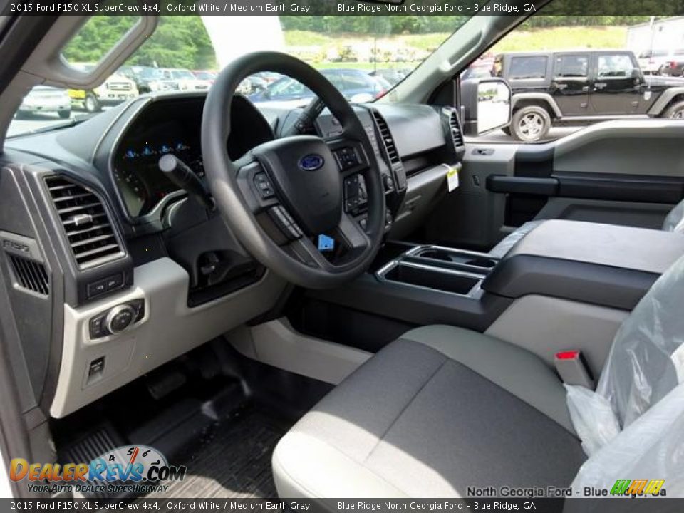 2015 Ford F150 XL SuperCrew 4x4 Oxford White / Medium Earth Gray Photo #28