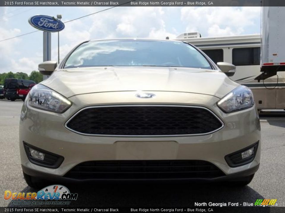 2015 Ford Focus SE Hatchback Tectonic Metallic / Charcoal Black Photo #8