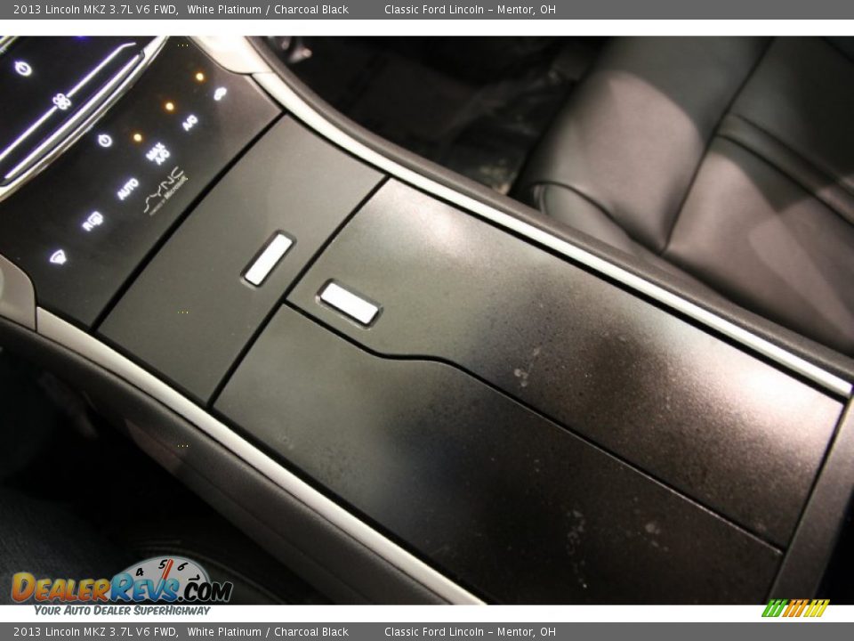 2013 Lincoln MKZ 3.7L V6 FWD White Platinum / Charcoal Black Photo #12