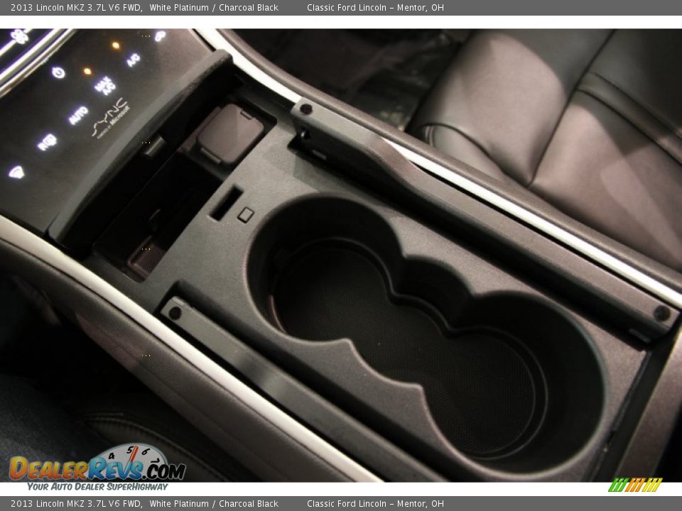 2013 Lincoln MKZ 3.7L V6 FWD White Platinum / Charcoal Black Photo #13