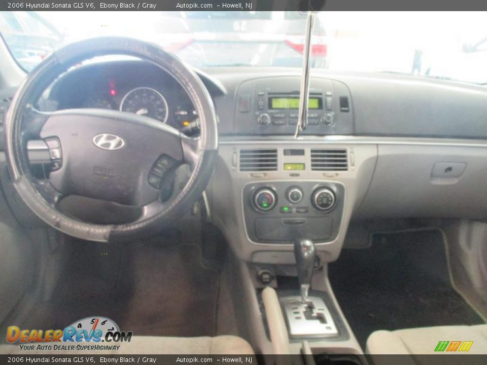 2006 Hyundai Sonata GLS V6 Ebony Black / Gray Photo #5