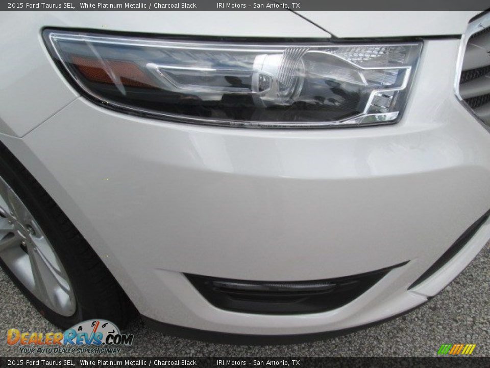 2015 Ford Taurus SEL White Platinum Metallic / Charcoal Black Photo #3