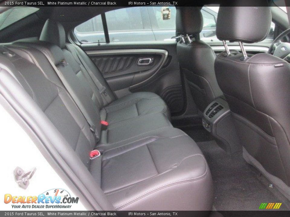 2015 Ford Taurus SEL White Platinum Metallic / Charcoal Black Photo #20