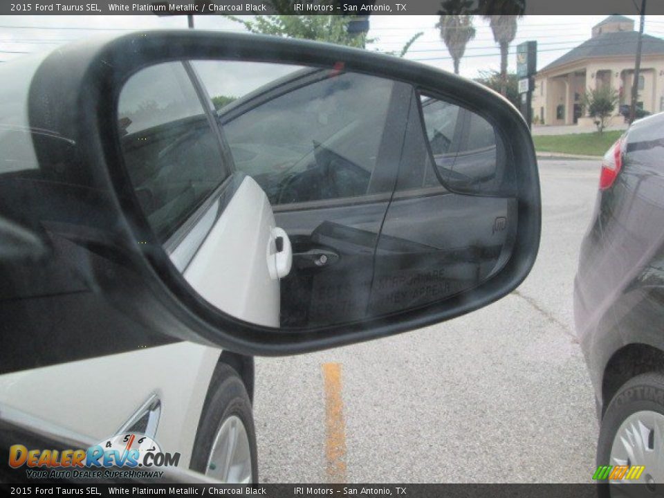 2015 Ford Taurus SEL White Platinum Metallic / Charcoal Black Photo #24