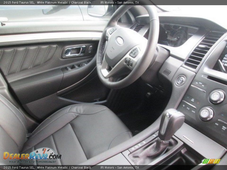 2015 Ford Taurus SEL White Platinum Metallic / Charcoal Black Photo #30